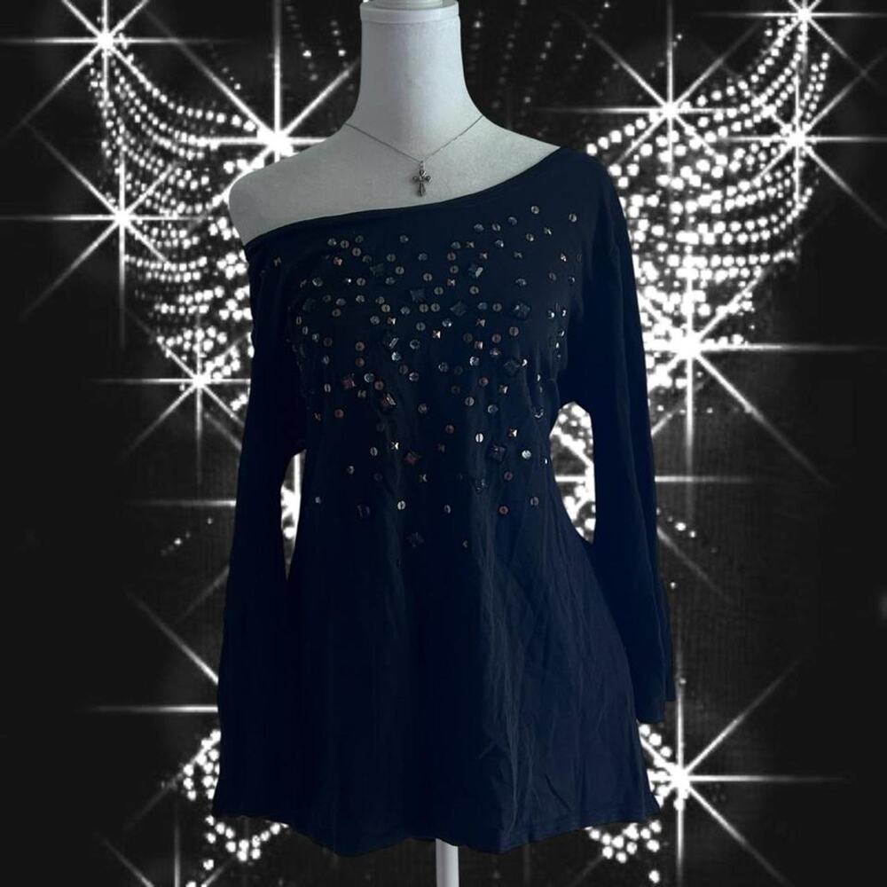 Black y2k long sleeve blouse